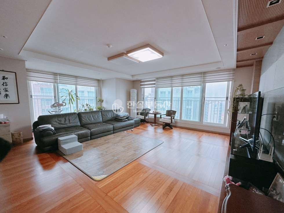경기 용인처인구 삼가동 307동 사진O,해잘들어오는 관리잘된 남향집,넓은평수,주인거주,편리한 대중교통, 초등학교 가까움 매매 매물번호 10263 사진 2