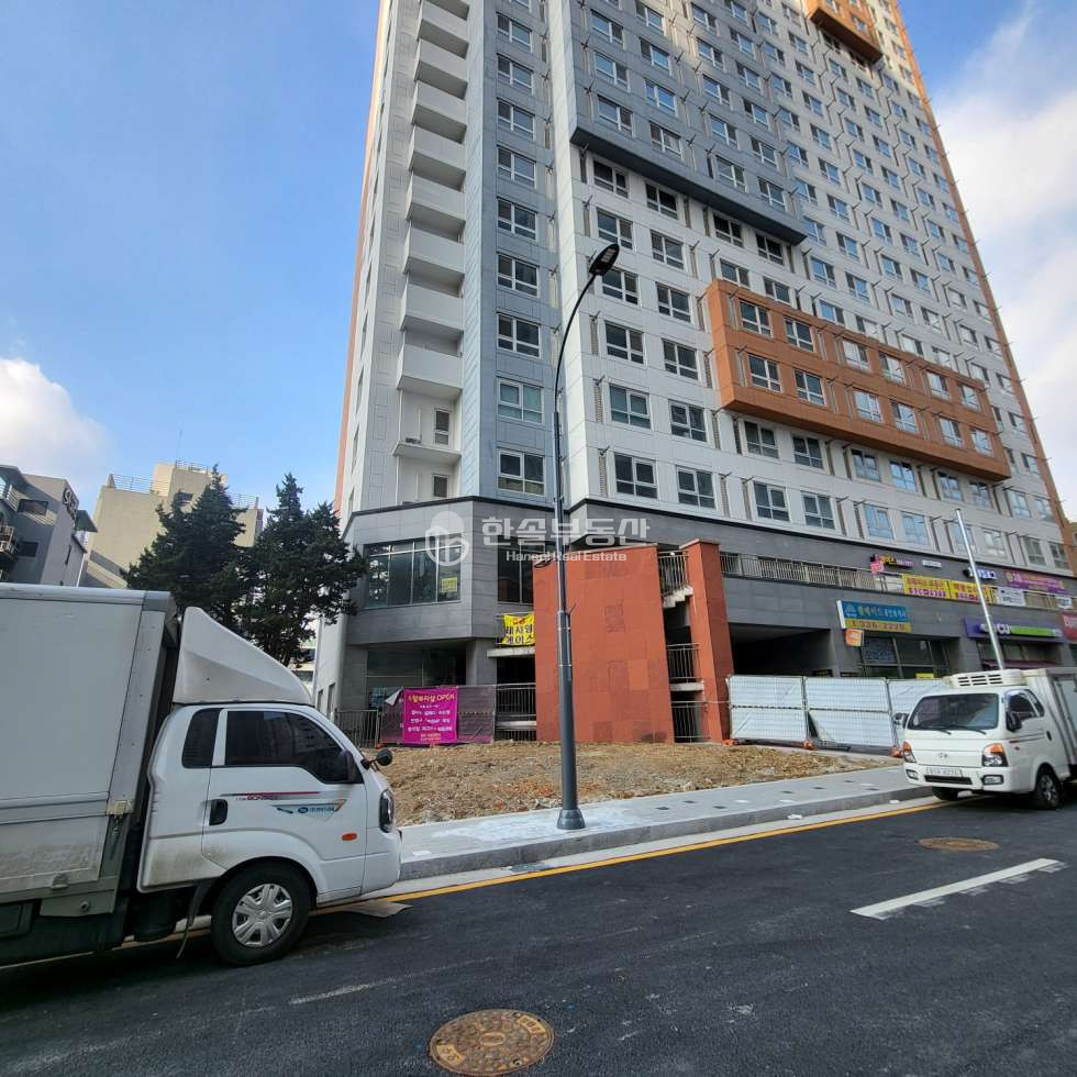 경기 용인처인구 김량장동 용인웰메이드시티337동 전용57,무권리,코너3면 가시성 우수한 상가 월세 매물번호 10534 사진 2